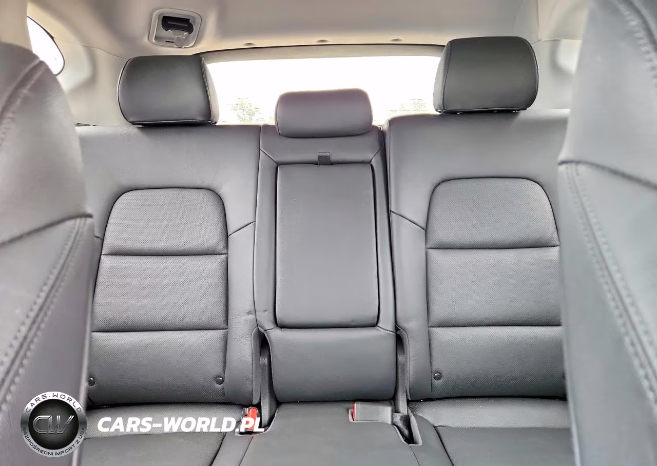 2017 Hyundai Tucson Limited VIN:KM8J3CA25HU364833 - 10