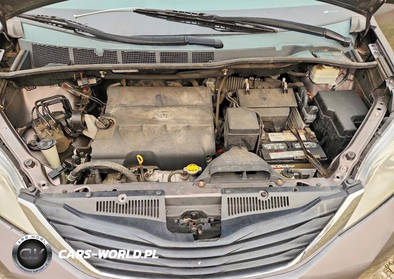 2013 Toyota Sienna VIN:5TDKK3DC2DS350516 - 12
