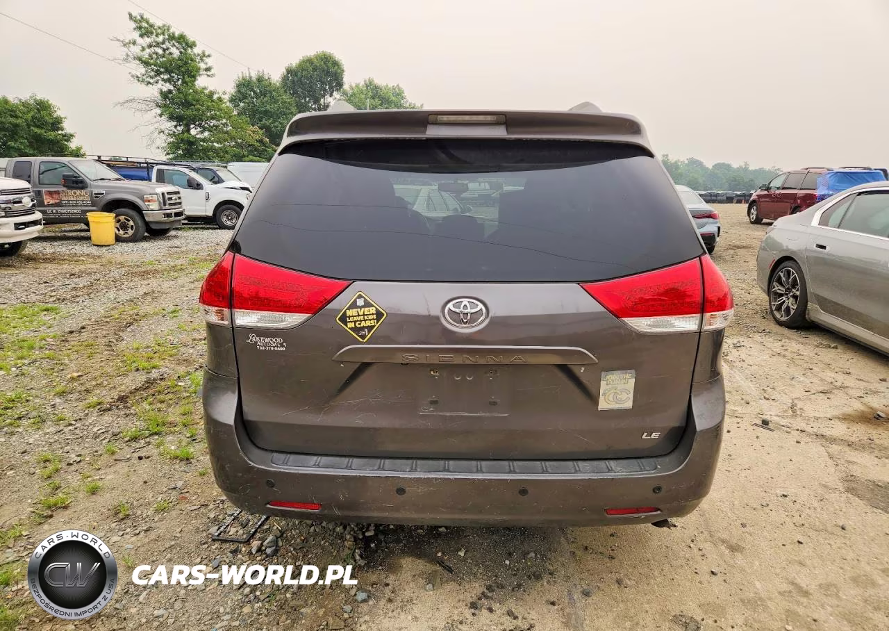 2013 Toyota Sienna VIN:5TDKK3DC2DS350516 - 6