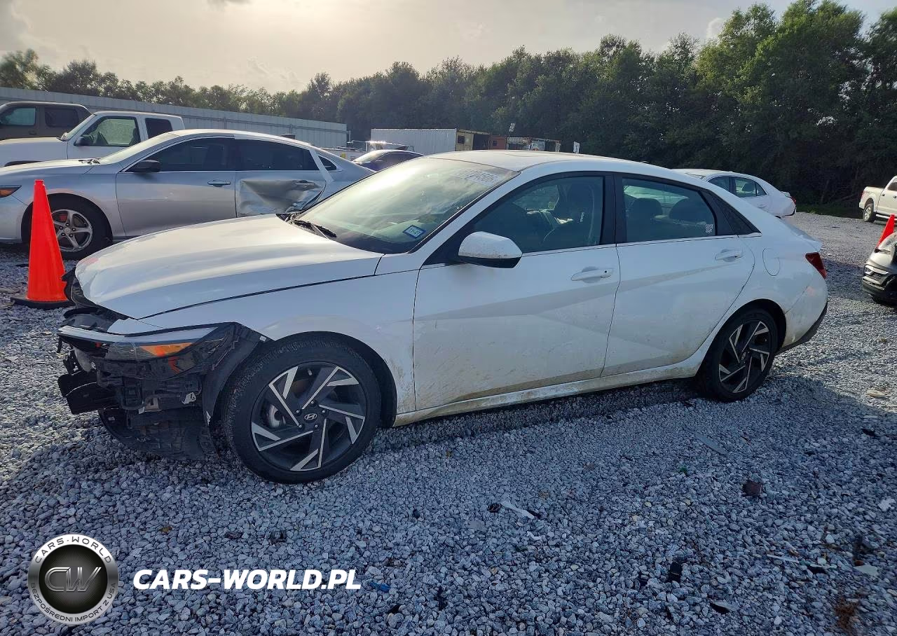 2025 Hyundai Elantra Sel – zdjęcie 1 z 13