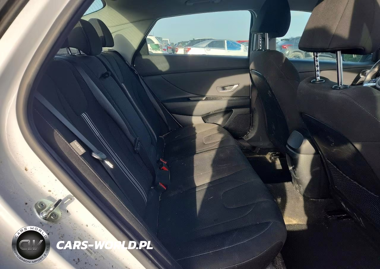 2025 Hyundai Elantra Sel VIN:KMHLS4DG7SU002261 - 10