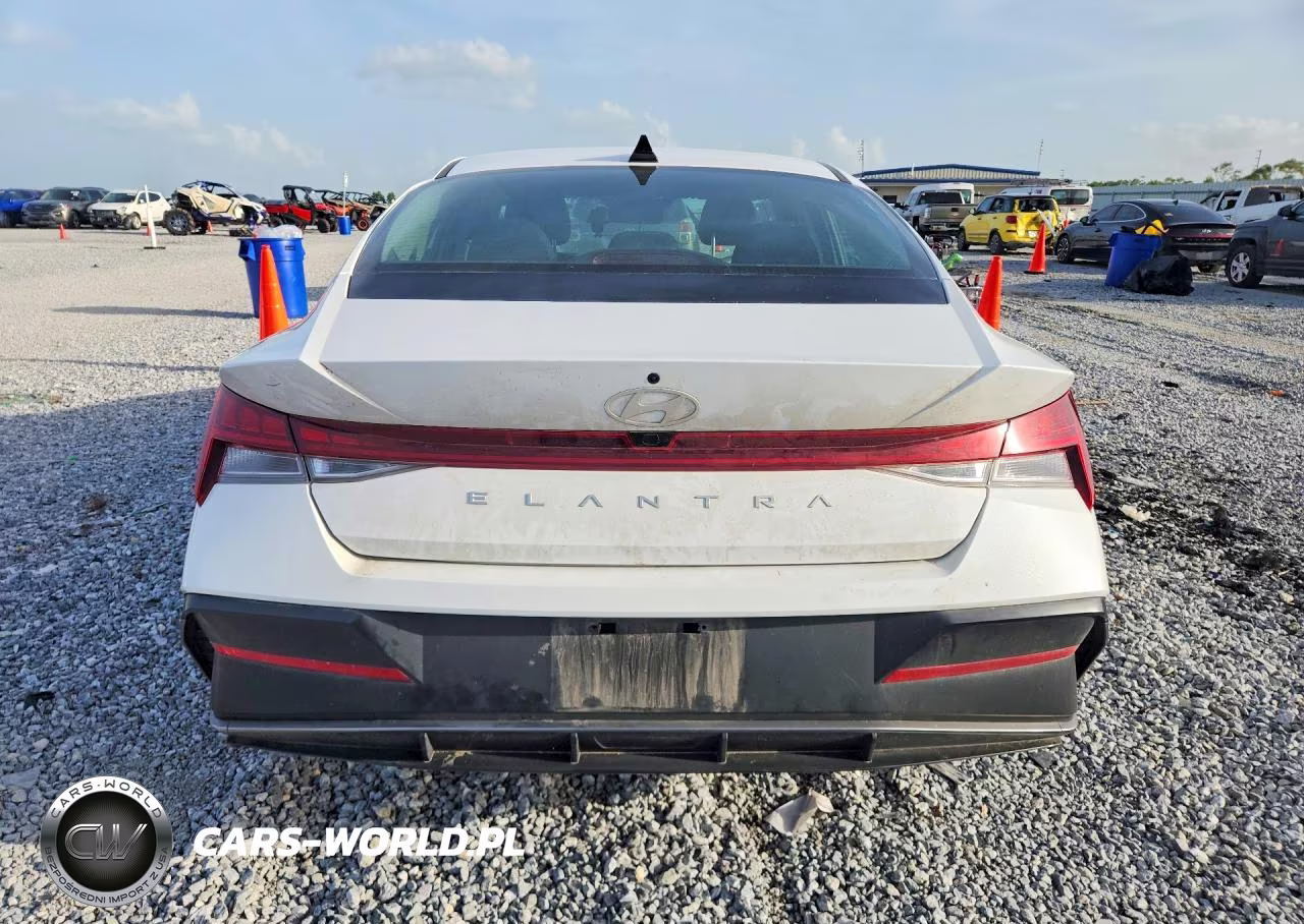 2025 Hyundai Elantra Sel VIN:KMHLS4DG7SU002261 - 6