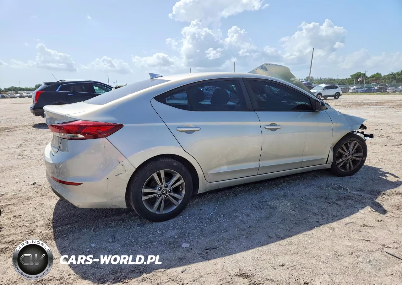 2017 Hyundai Elantra Se VIN:5NPD84LF4HH097770 - 3