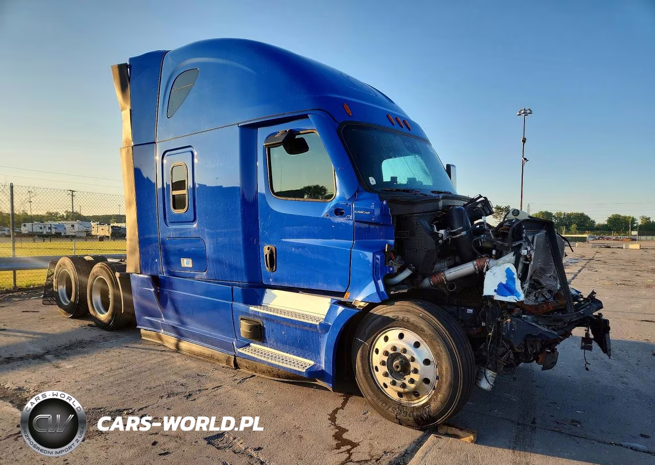 2020 Freightliner Cascadia 126 VIN:3AKJHHDR8LSMD2433 - 4