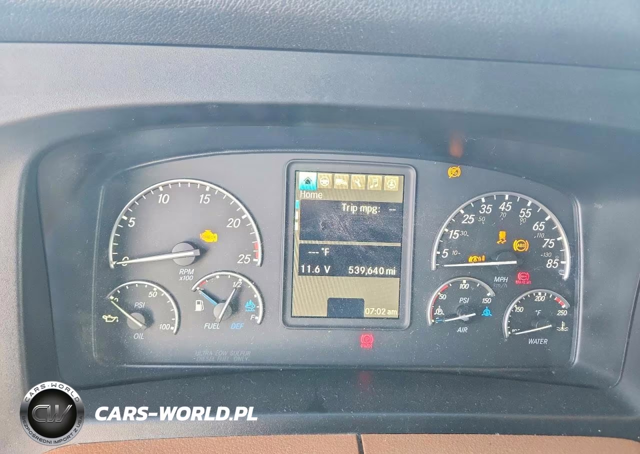2020 Freightliner Cascadia 126 VIN:3AKJHHDR8LSMD2433 - 9