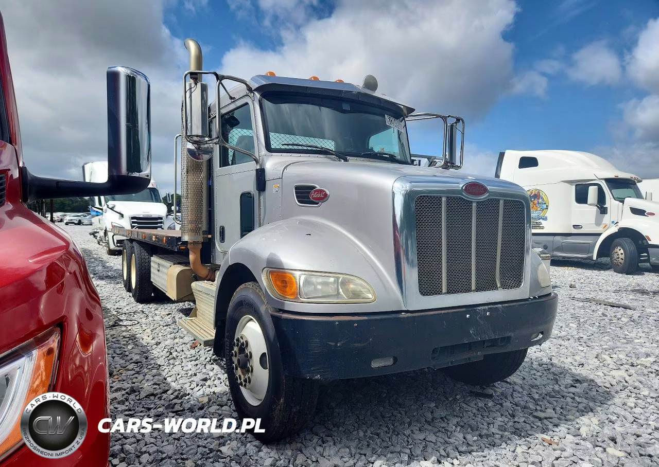 2015 Peterbilt 348 Rollback Tow Truck VIN:2NP3LJ9X1FM280090 - 4