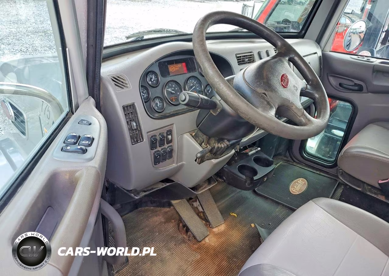 2015 Peterbilt 348 Rollback Tow Truck VIN:2NP3LJ9X1FM280090 - 8