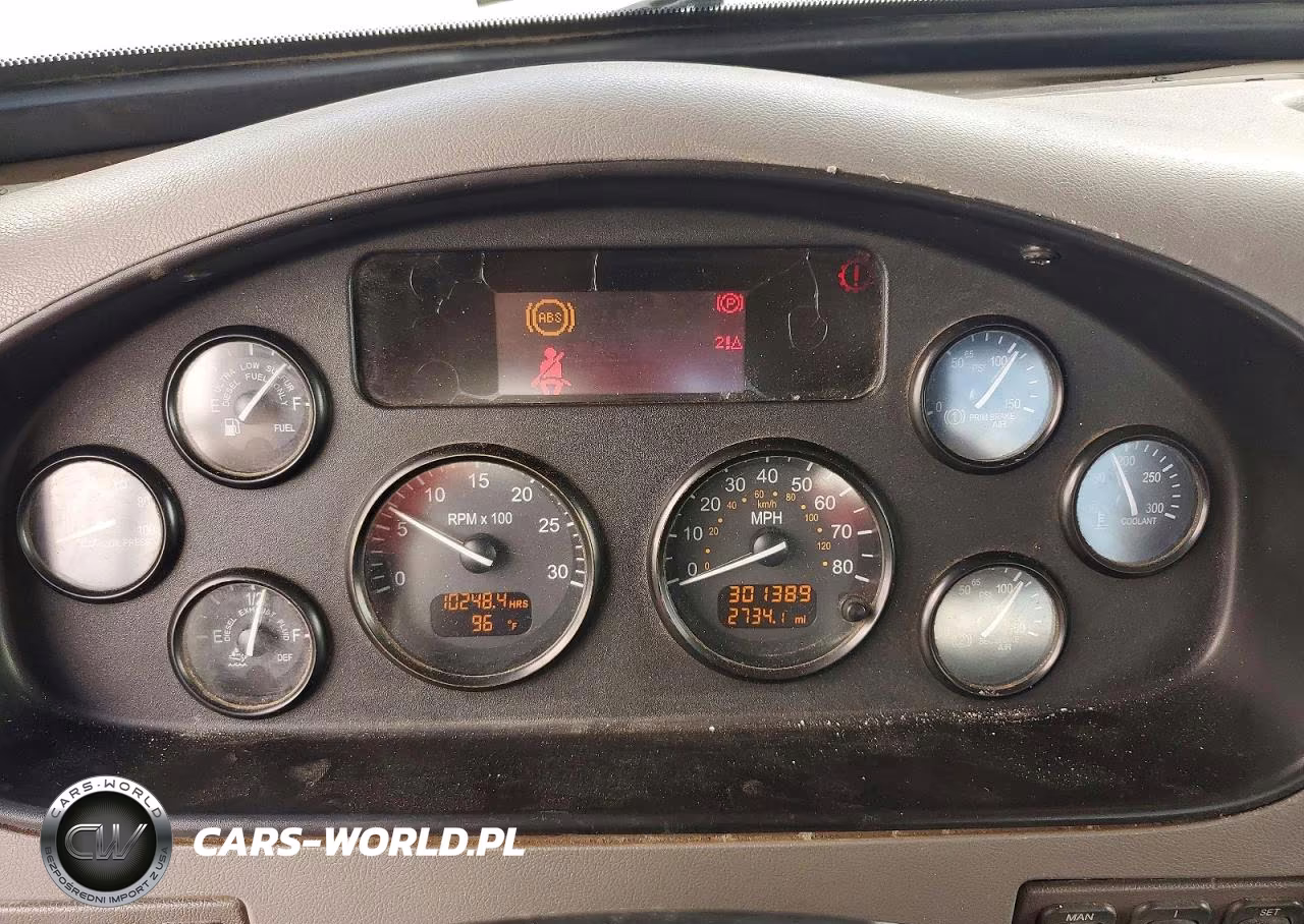 2015 Peterbilt 348 Rollback Tow Truck VIN:2NP3LJ9X1FM280090 - 9