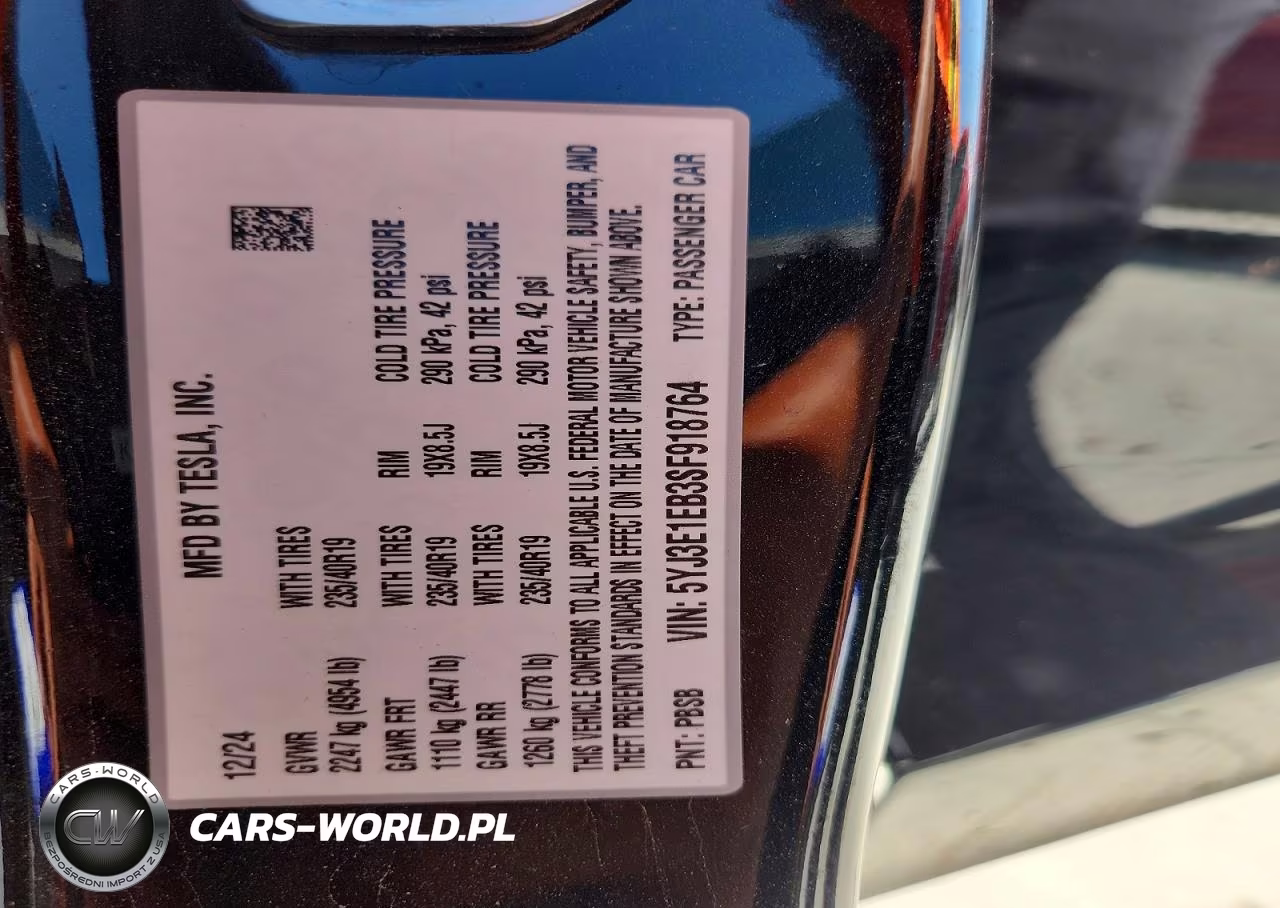 2025 Tesla Model 3 VIN:5YJ3E1EB3SF918764 - 12