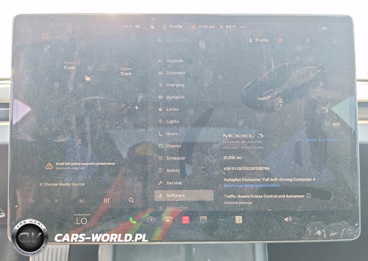 2025 Tesla Model 3 VIN:5YJ3E1EB3SF918764 - 9