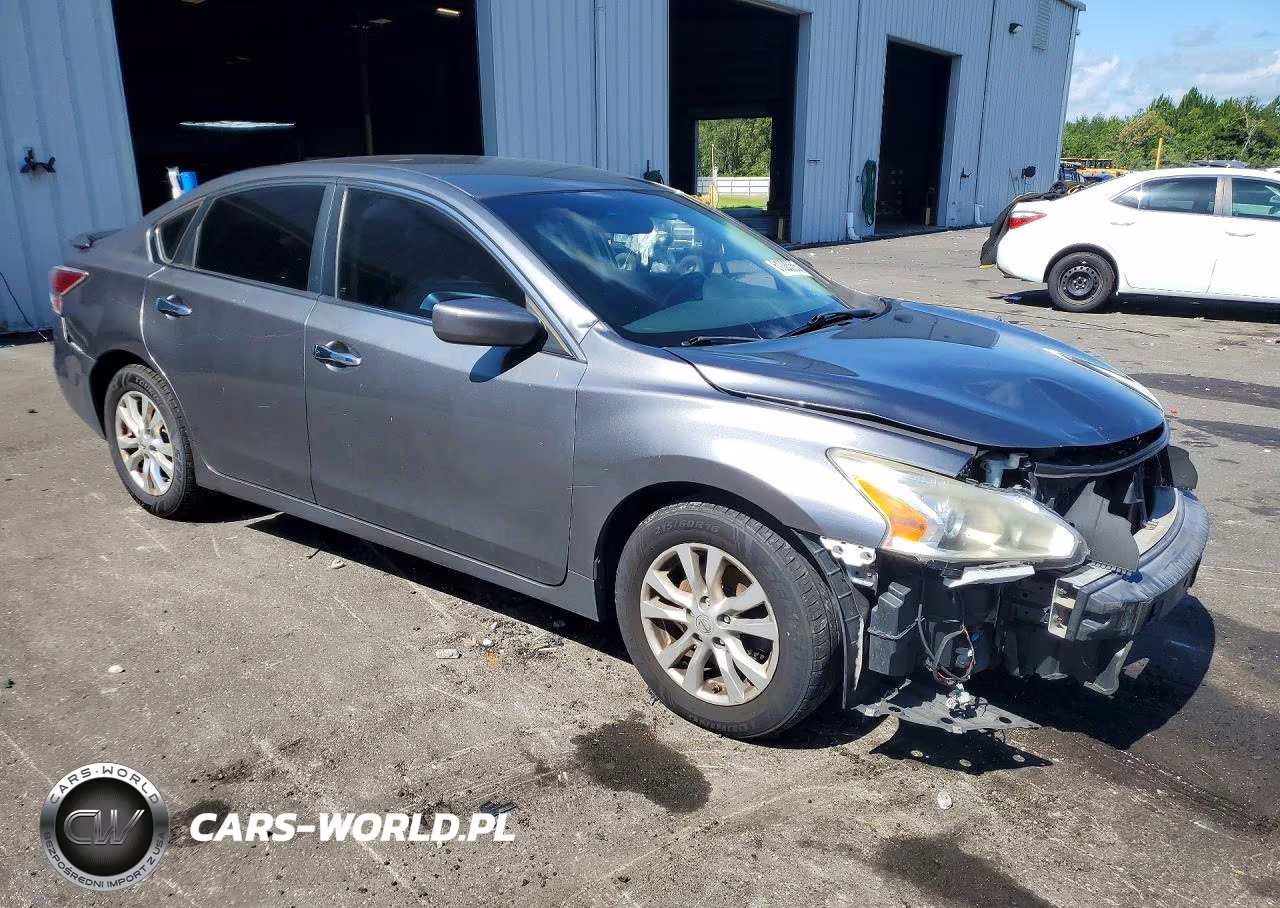 2015 Nissan Altima 2.5 S VIN:1N4AL3AP3FC152618 - 4