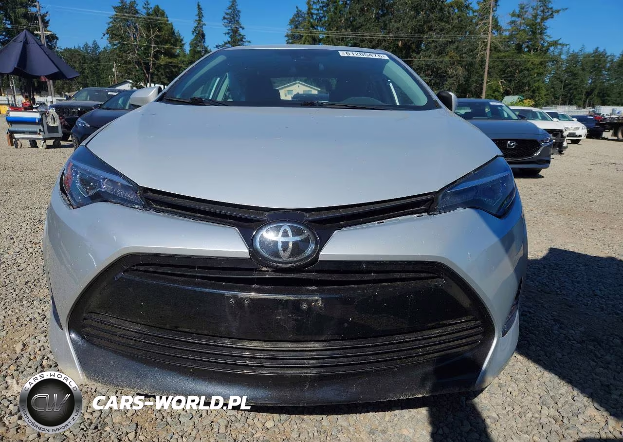 2017 Toyota Corolla Le VIN:2T1BURHEXHC919619 - 5