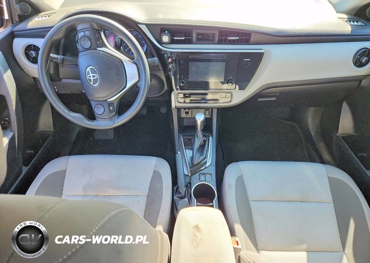 2017 Toyota Corolla Le VIN:2T1BURHEXHC919619 - 8