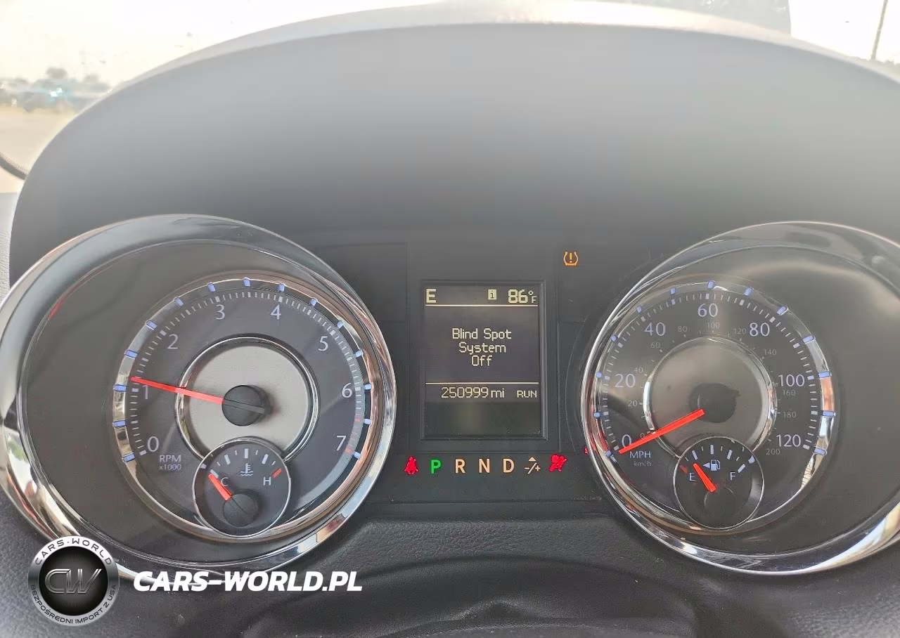 2014 Chrysler Town & Country Touring L VIN:2C4RC1CG1ER192569 - 9