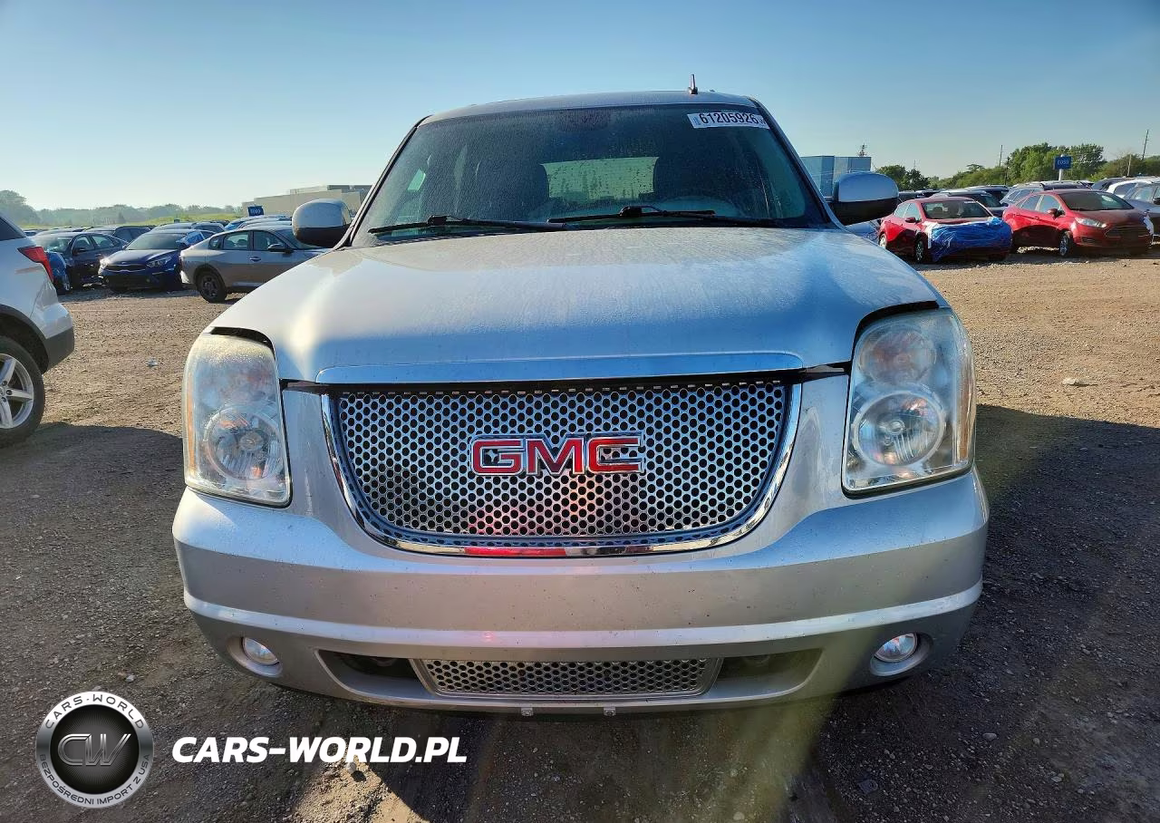2011 GMC Yukon Denali VIN:1GKS2EEF9BR290335 - 5
