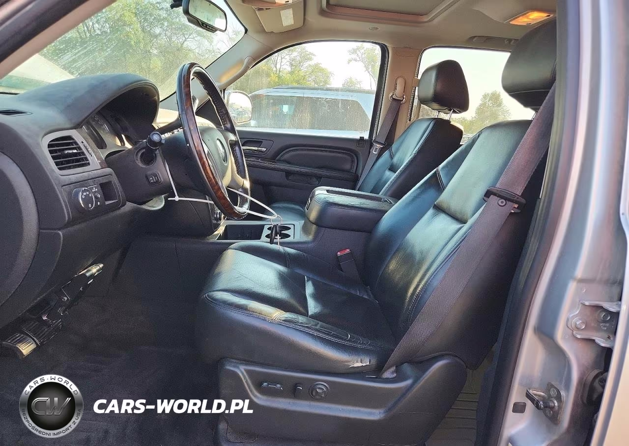 2011 GMC Yukon Denali VIN:1GKS2EEF9BR290335 - 7