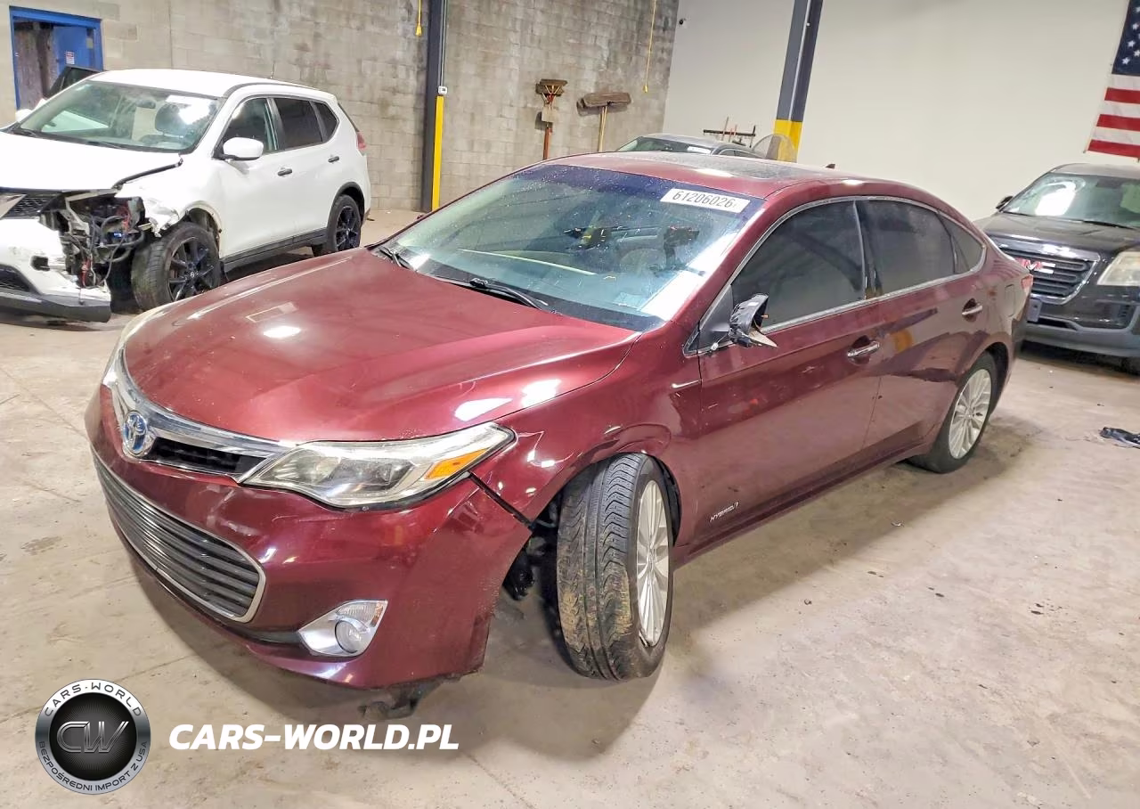 2013 Toyota Avalon Hybrid Limited