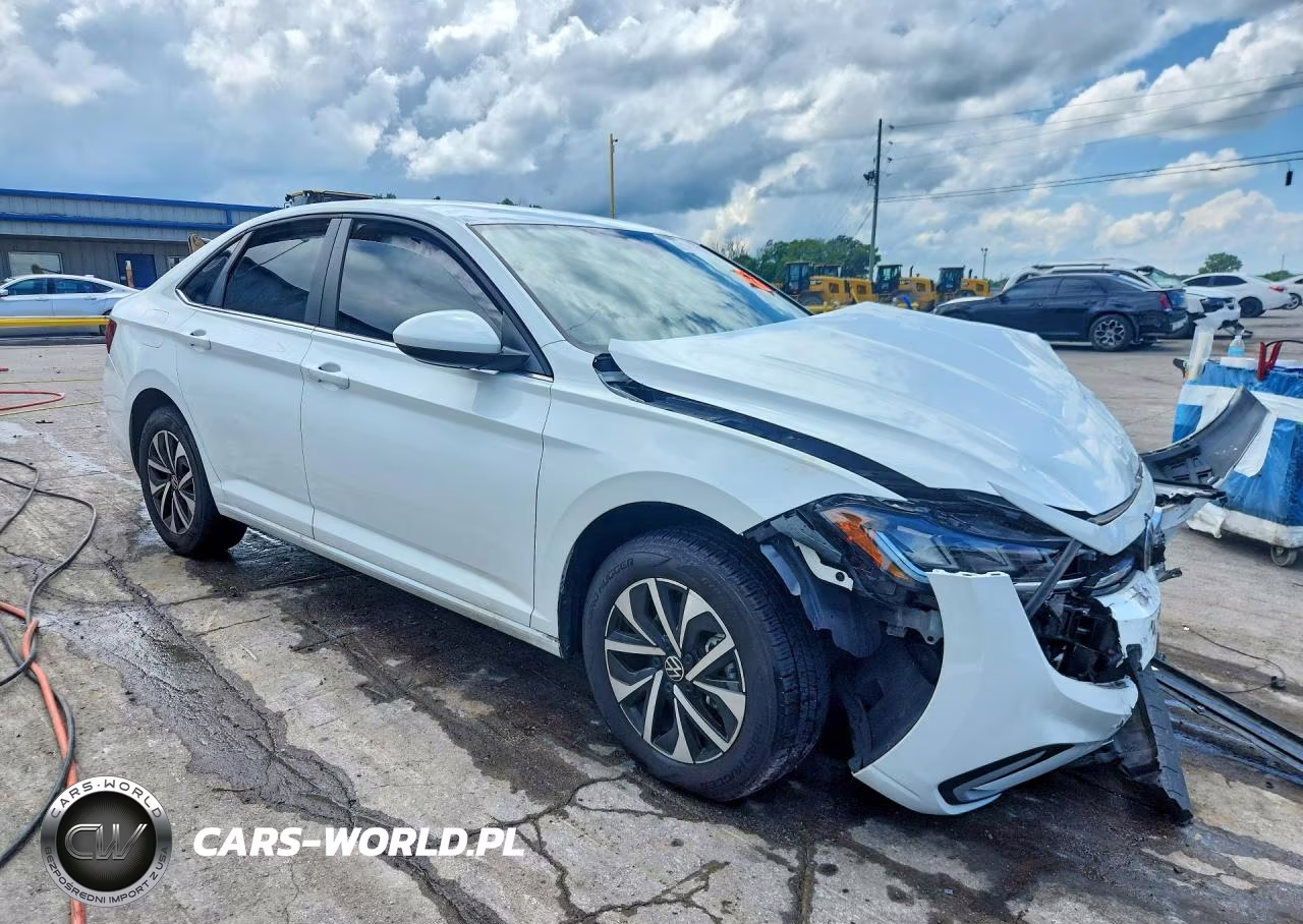 2025 Volkswagen Jetta S VIN:3VW5X7BU4SM008156 - 4