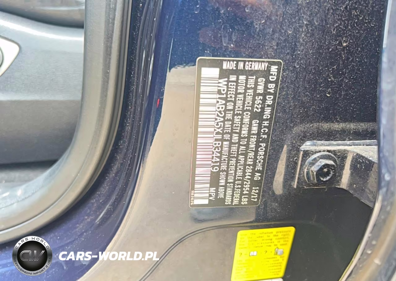 2018 Porsche Macan S VIN:WP1AB2A5XJLB34419 - 10