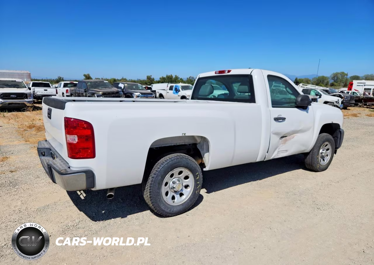 2012 Chevrolet Silverado C1500 VIN:1GCNCPEXXCZ324598 - 3