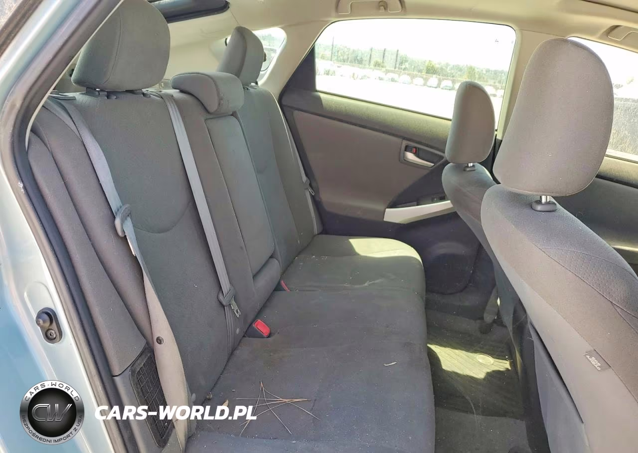 2012 Toyota Prius Three VIN:JTDKN3DU3C1611373 - 10