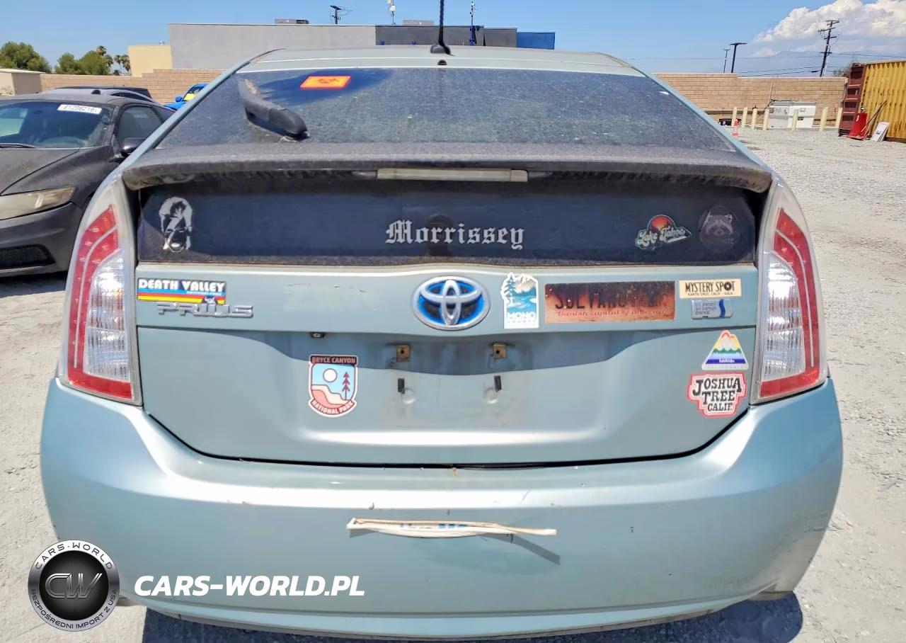 2012 Toyota Prius Three VIN:JTDKN3DU3C1611373 - 6