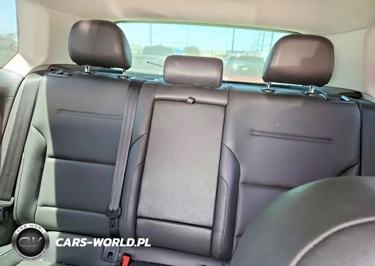2015 Volkswagen Golf VIN:3VW917AU8FM031613 - 10