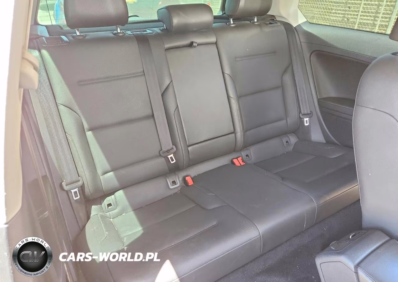 2015 Volkswagen Golf VIN:3VW917AU8FM031613 - 11