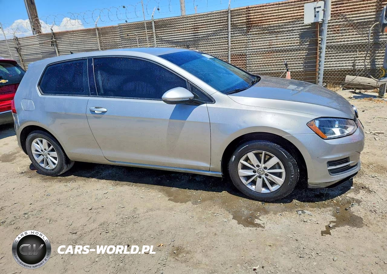 2015 Volkswagen Golf VIN:3VW917AU8FM031613 - 4