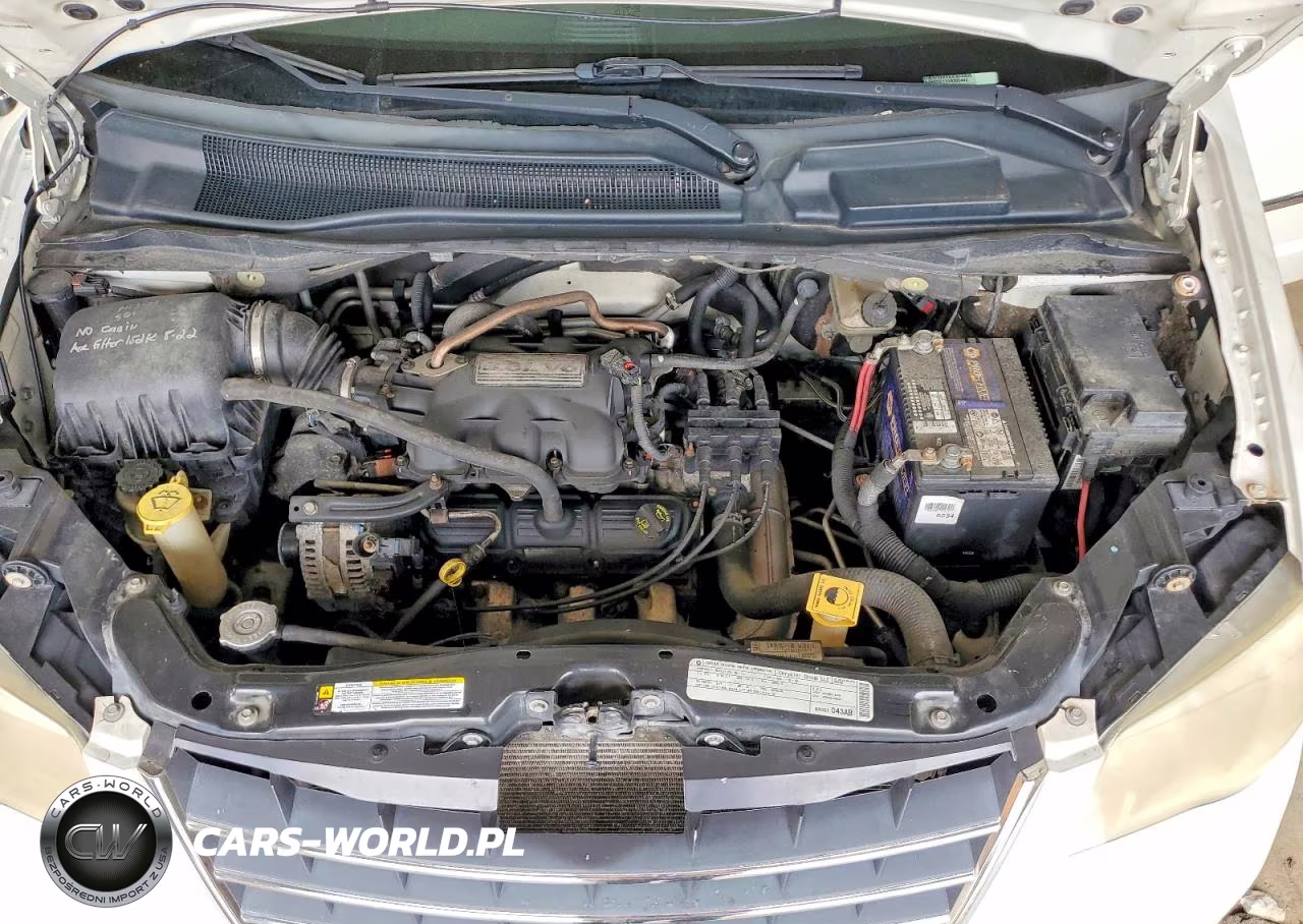2010 Chrysler Town & Country Touring VIN:2A4RR5D11AR305442 - 12