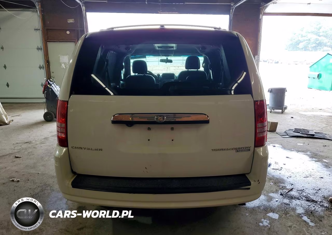 2010 Chrysler Town & Country Touring VIN:2A4RR5D11AR305442 - 6