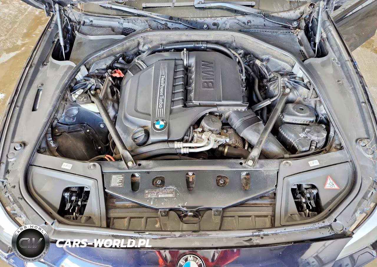 2013 BMW 535 Xi VIN:WBAFU7C57DDU75249 - 11
