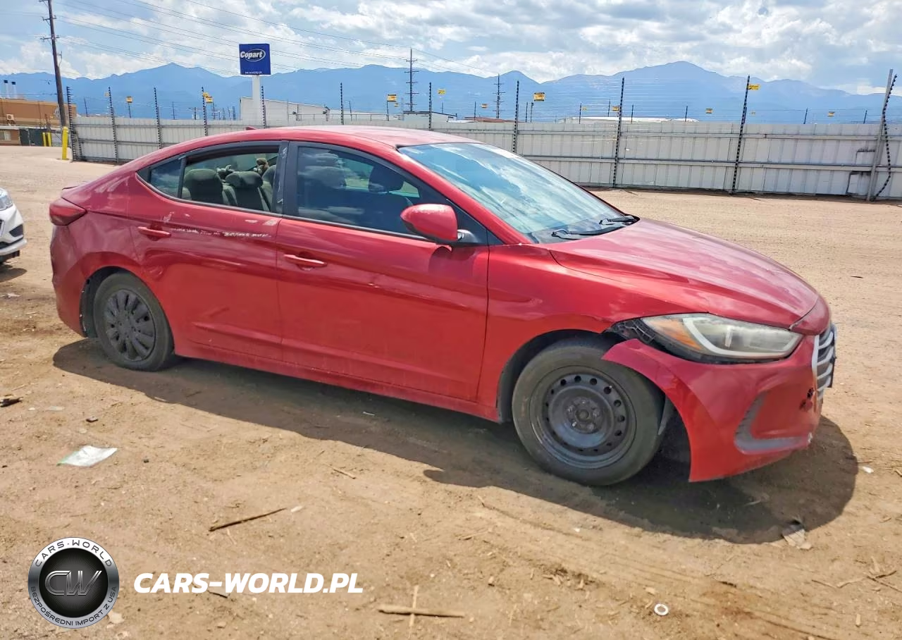 2017 Hyundai Elantra Se VIN:KMHD84LFXHU068579 - 4