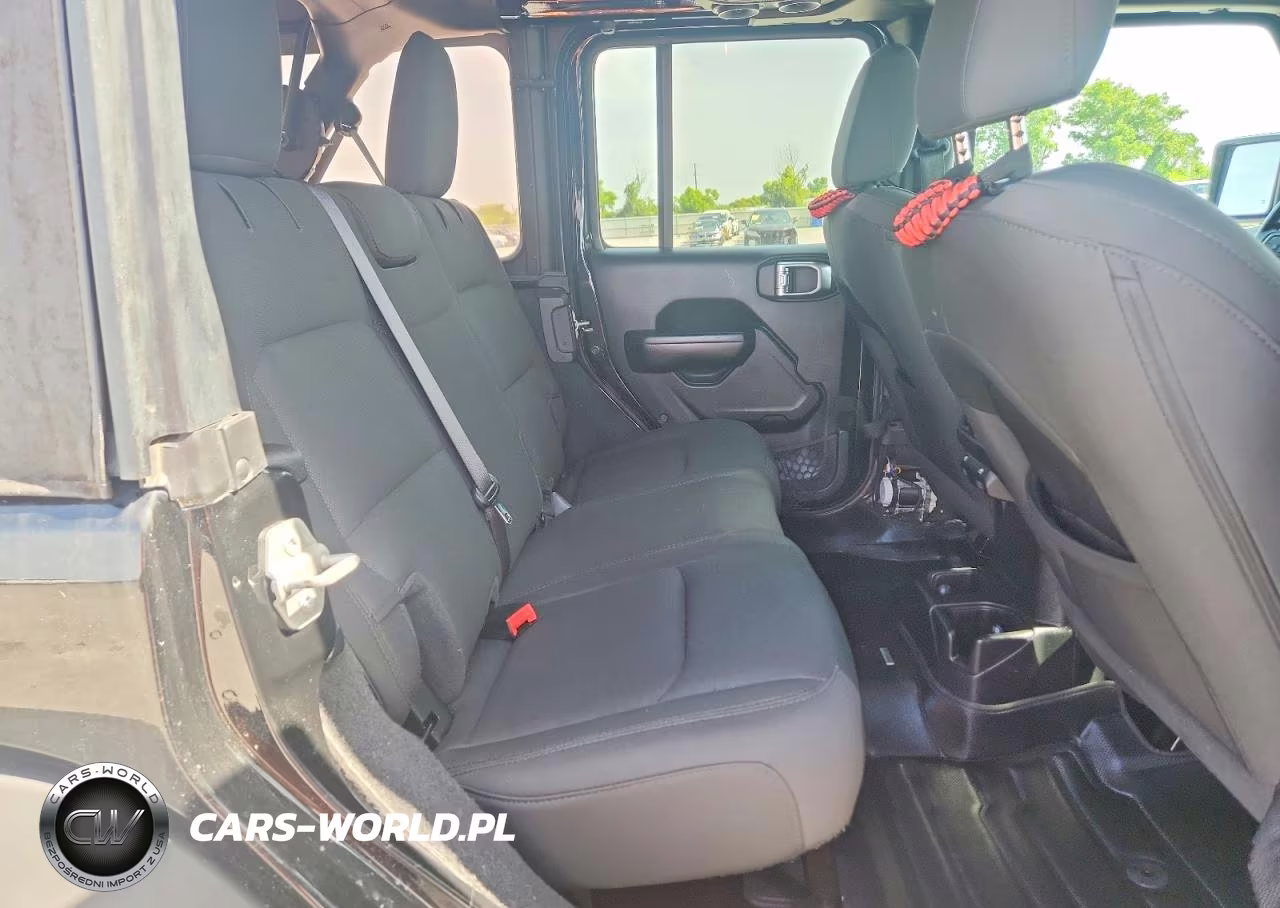 2020 Jeep Wrangler Unlimited Sport VIN:1C4HJXDN0LW199230 - 11