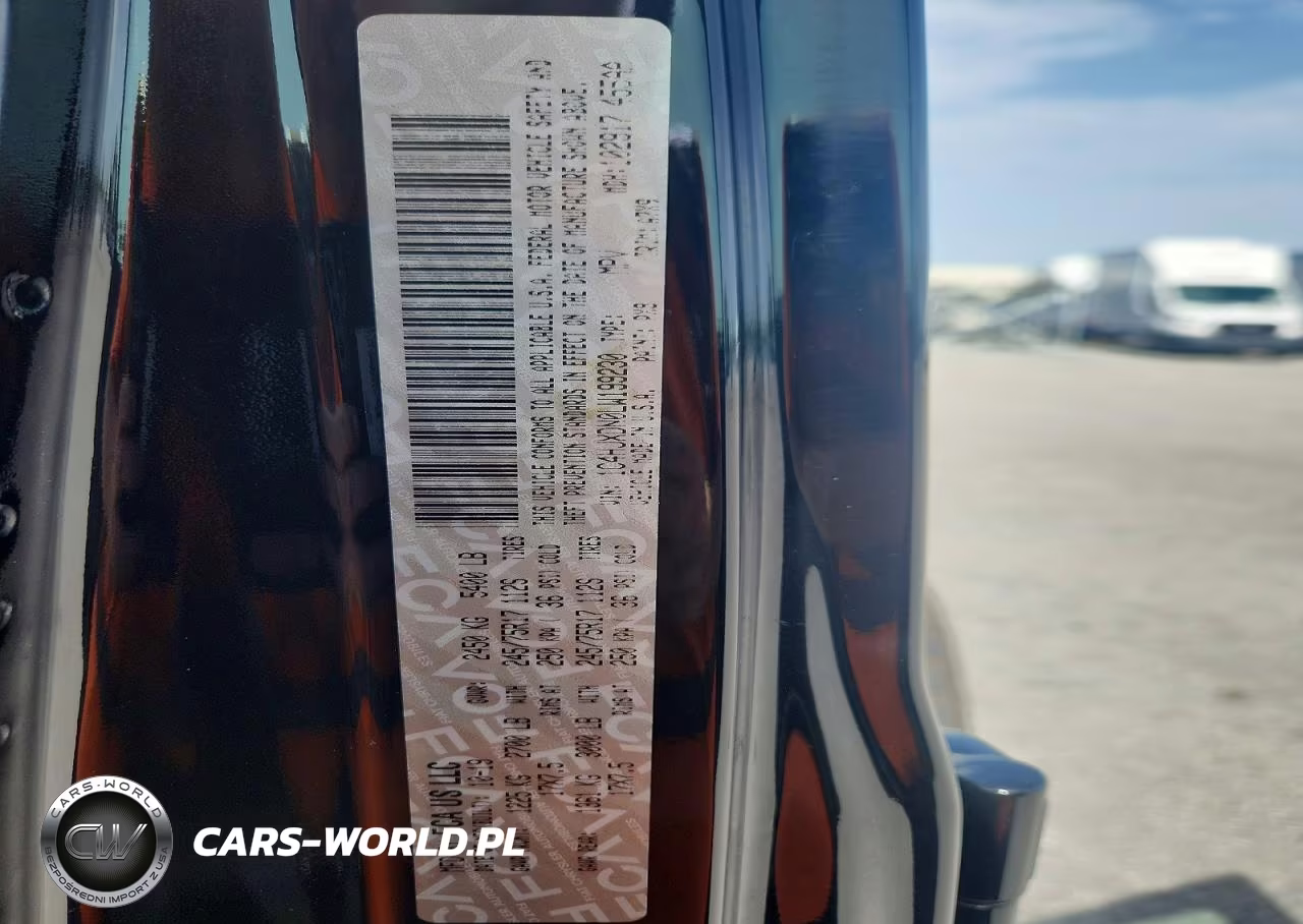 2020 Jeep Wrangler Unlimited Sport VIN:1C4HJXDN0LW199230 - 13