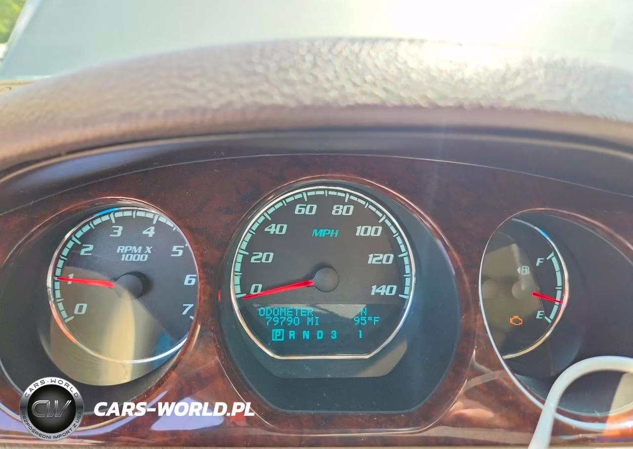 2011 Buick Lucerne Cxl VIN:1G4HC5EM6BU110996 - 9