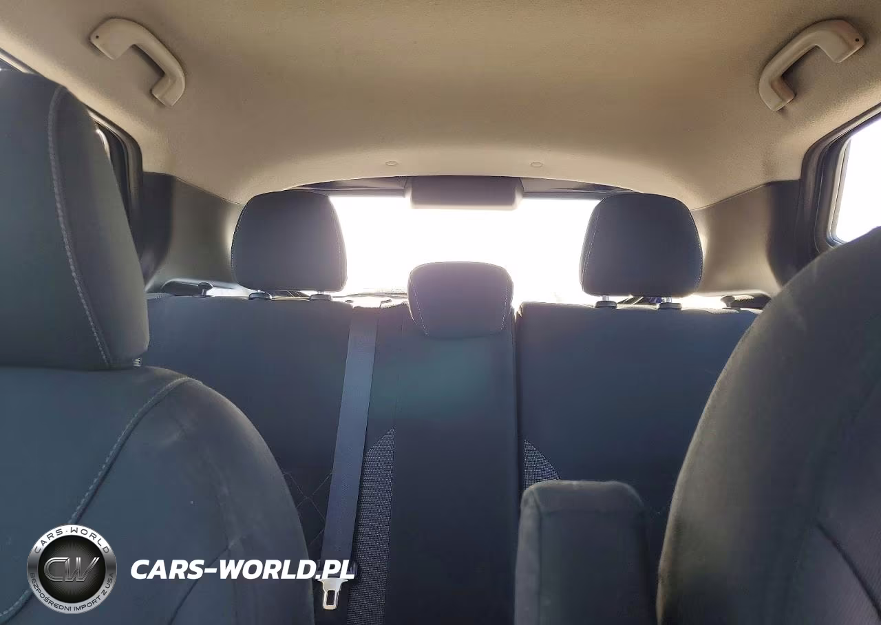 2019 Nissan Kicks Sv VIN:3N1CP5CU7KL531371 - 10