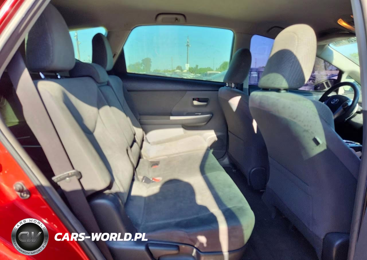 2014 Toyota Prius V Two VIN:JTDZN3EU4E3313998 - 10
