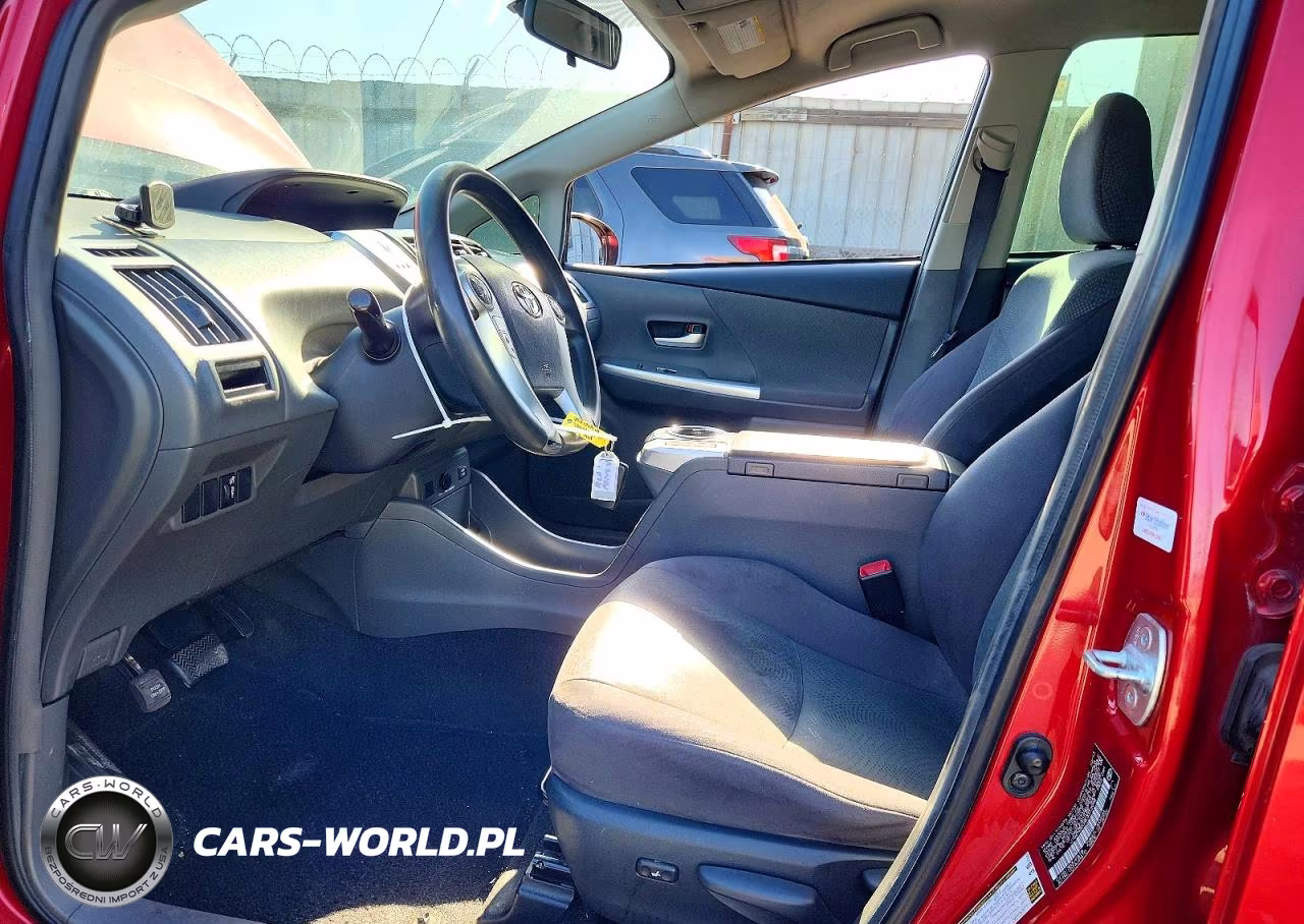 2014 Toyota Prius V Two VIN:JTDZN3EU4E3313998 - 7