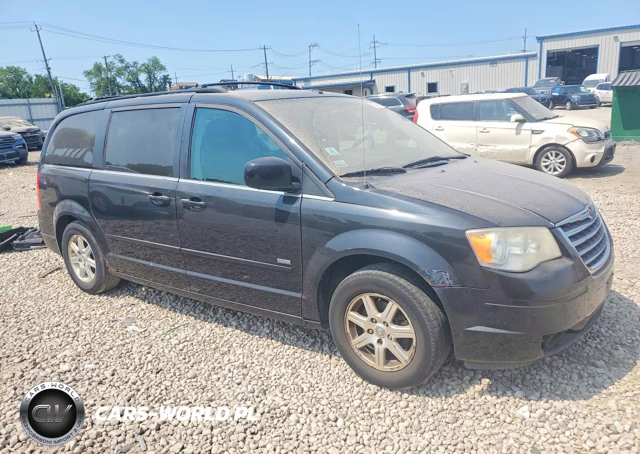 2008 Chrysler Town & Country Touring VIN:2A8HR54P78R827632 - 4