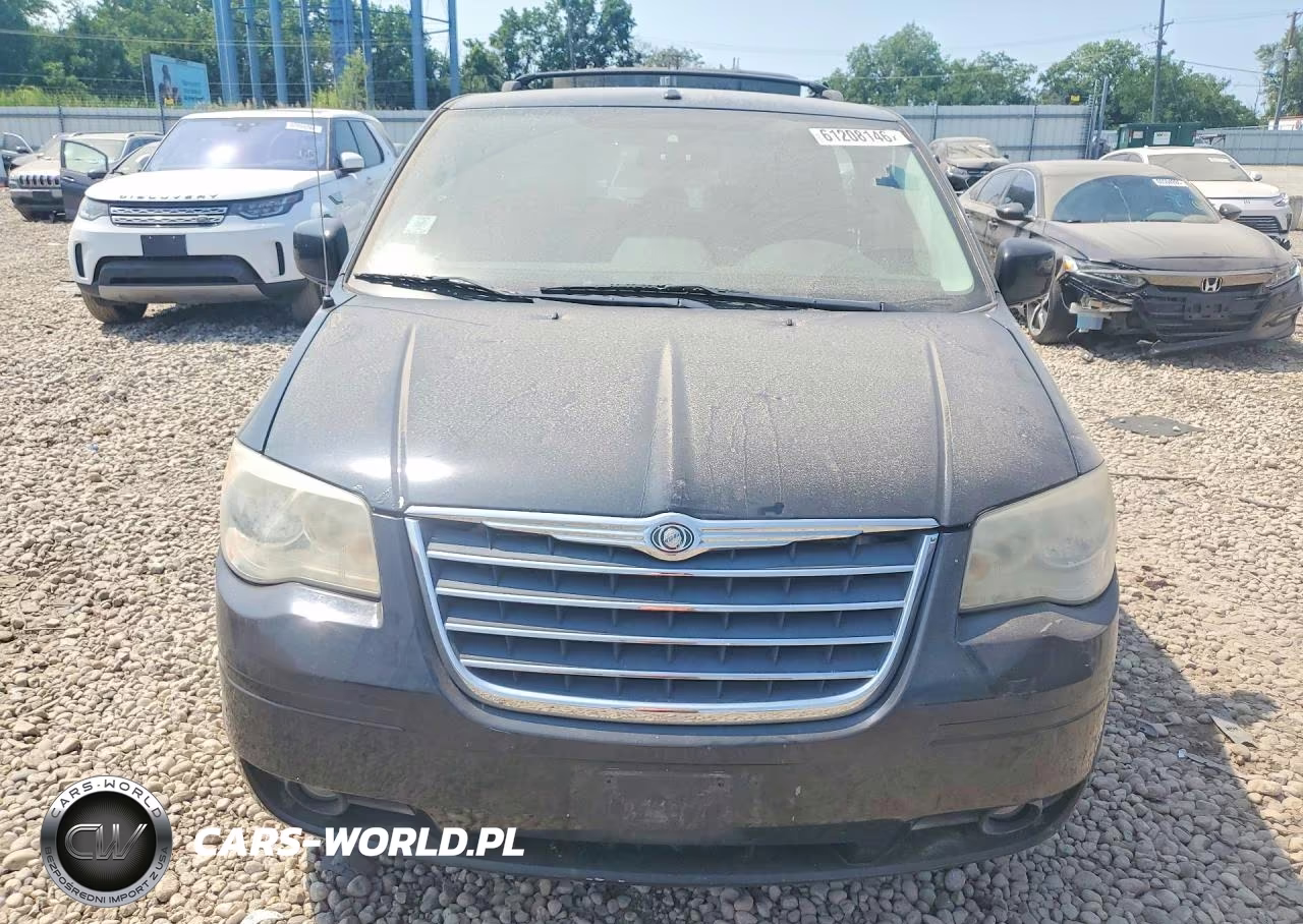 2008 Chrysler Town & Country Touring VIN:2A8HR54P78R827632 - 5