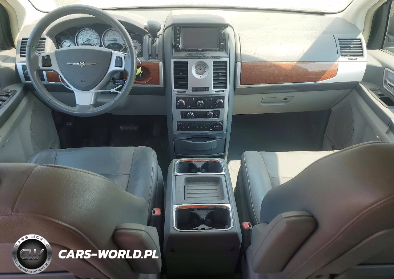 2008 Chrysler Town & Country Touring VIN:2A8HR54P78R827632 - 8