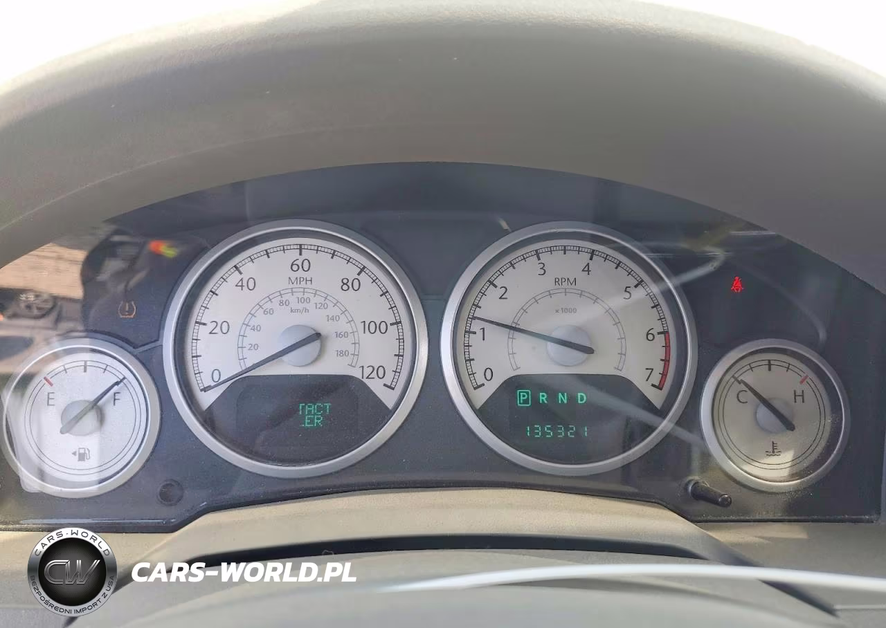 2008 Chrysler Town & Country Touring VIN:2A8HR54P78R827632 - 9