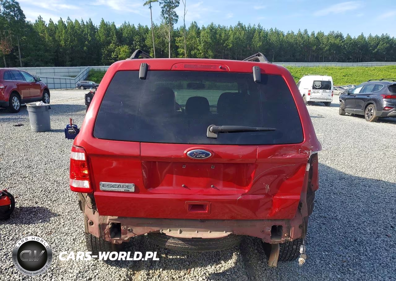 2010 Ford Escape Xlt VIN:1FMCU0D74AKB11404 - 6