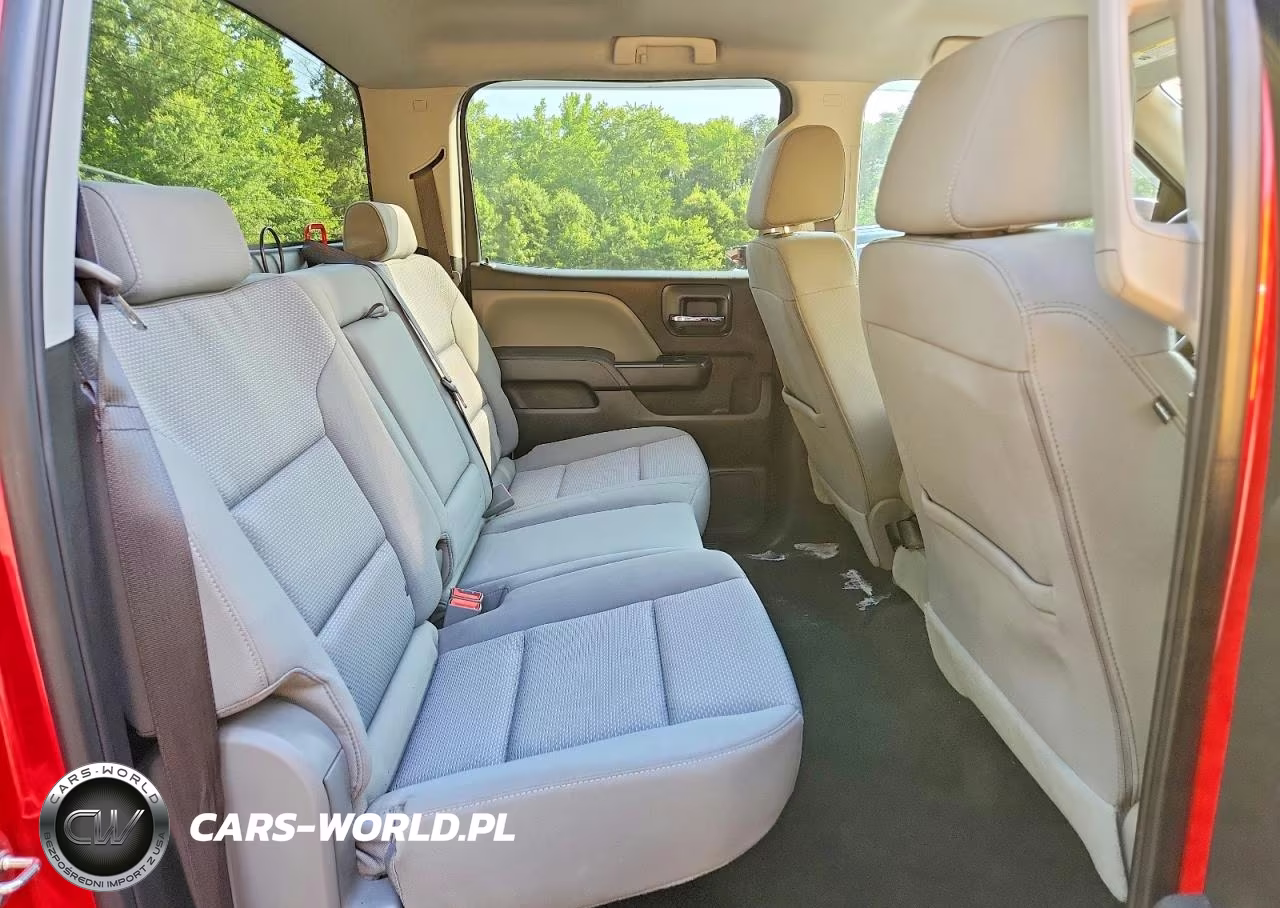 2018 Chevrolet Silverado K1500 Custom VIN:3GCUKPEC0JG466709 - 10