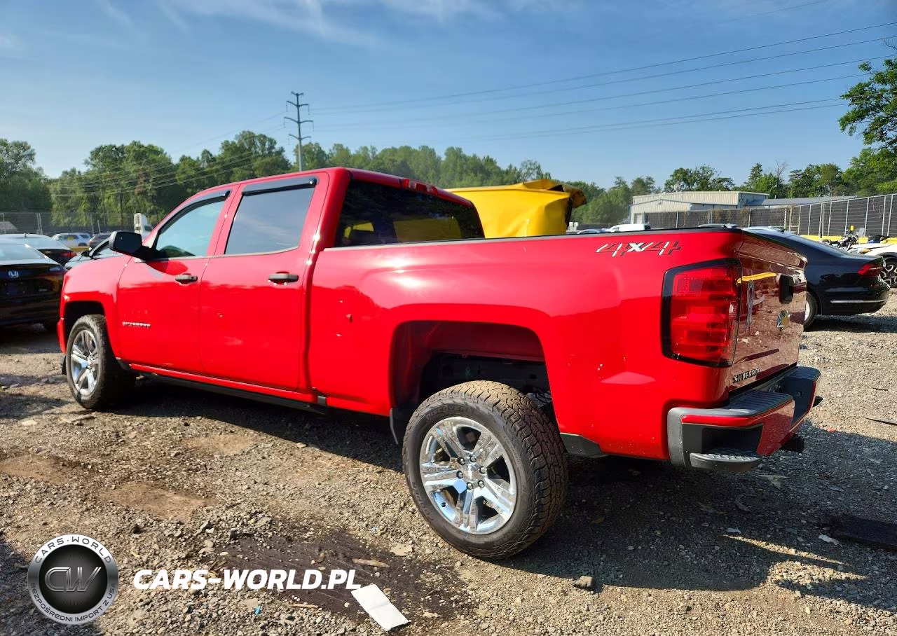 2018 Chevrolet Silverado K1500 Custom VIN:3GCUKPEC0JG466709 - 2