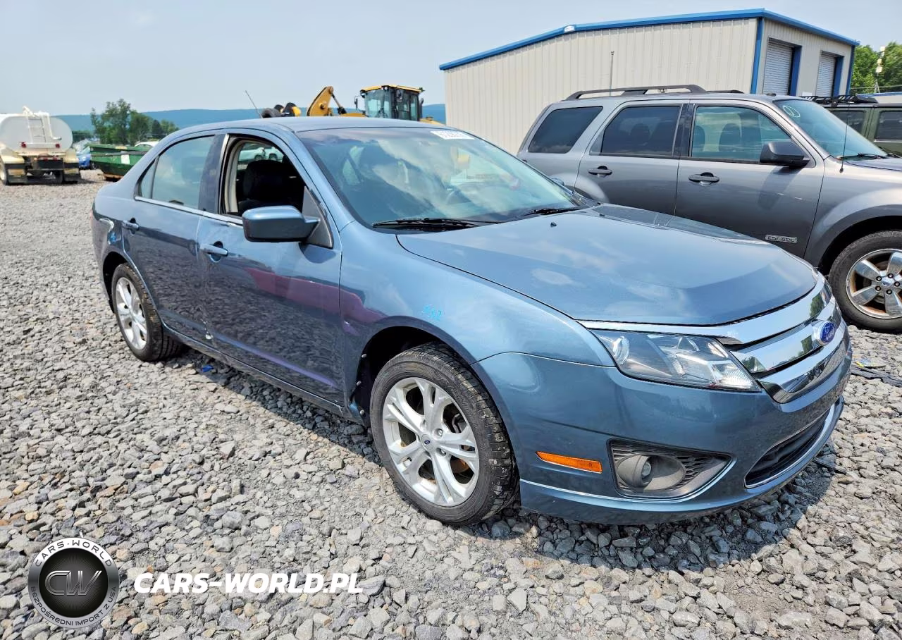 2012 Ford Fusion Se VIN:3FAHP0HA5CR253739 - 4