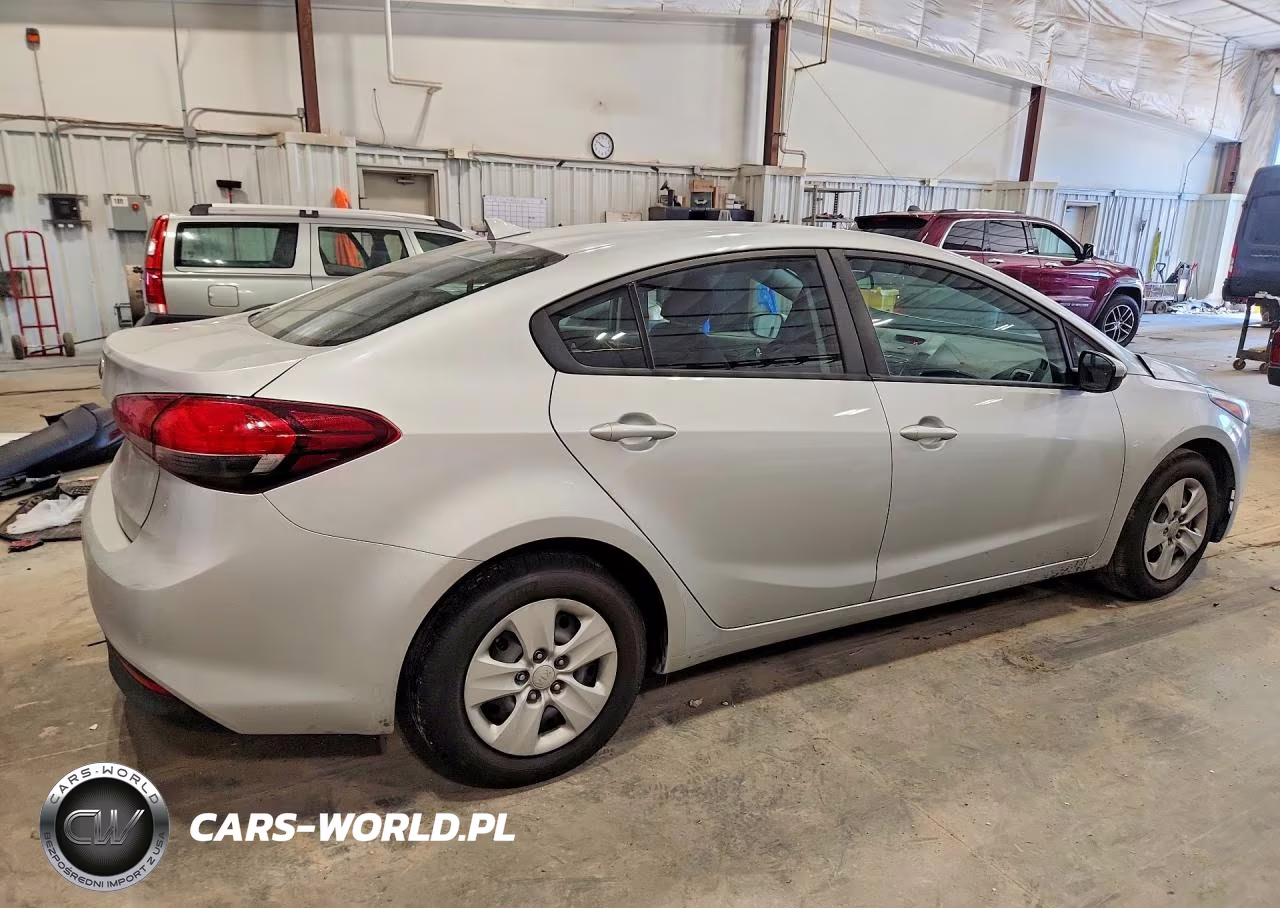 2017 Kia Forte Lx VIN:3KPFK4A73HE047808 - 3