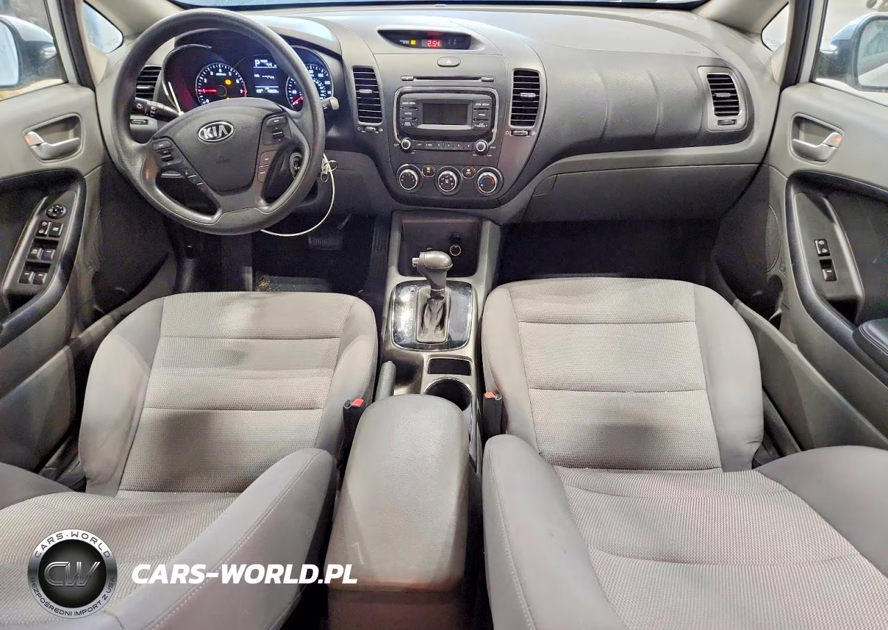 2017 Kia Forte Lx VIN:3KPFK4A73HE047808 - 8