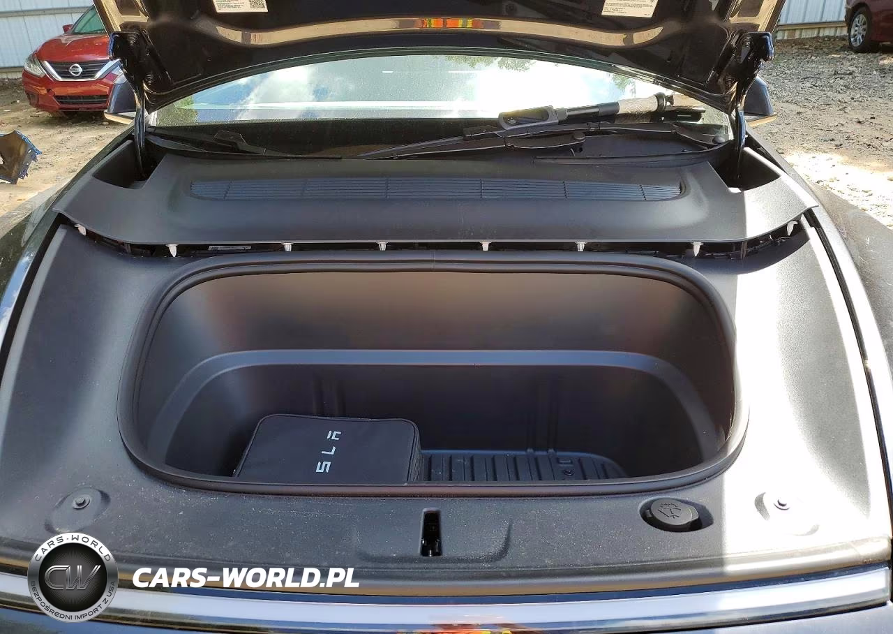 2026 Tesla Model Y VIN:7SAYGDED2TA684511 - 11